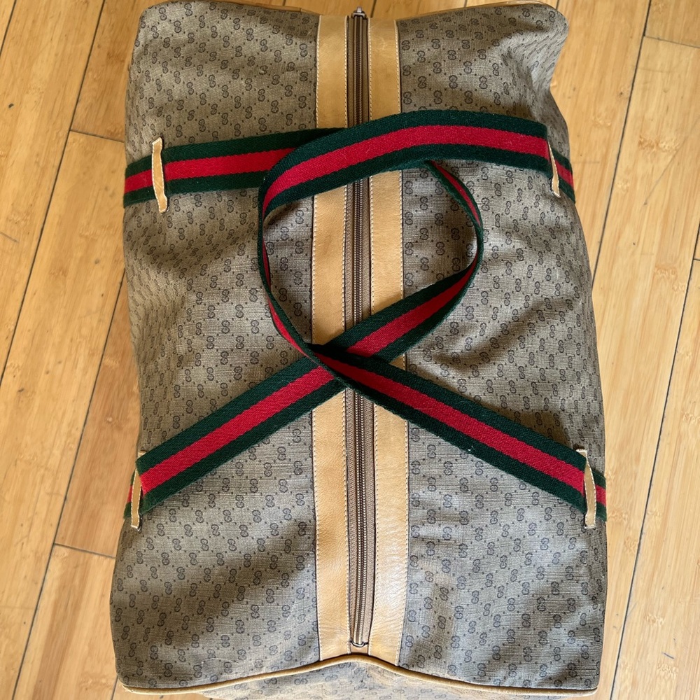 Vintage Authentic Gucci Duffle Bag